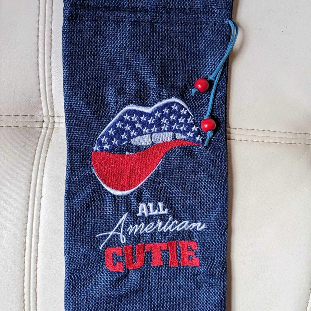 Blue 'All American Cutie' Bottle Holder